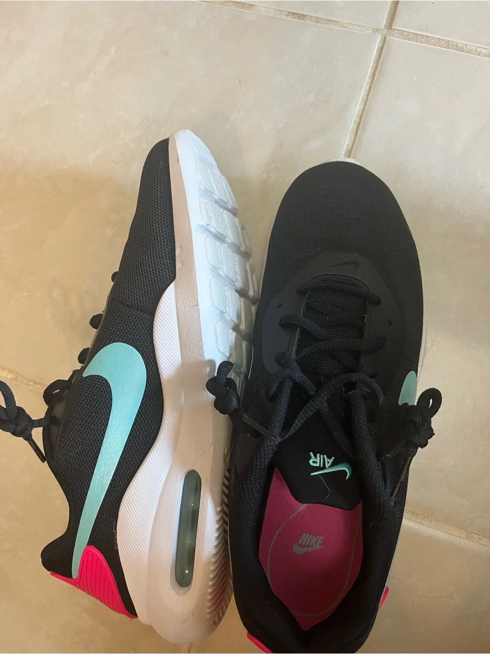 Nike Women's Black Mesh Athletic Sneakers with Teal and Pink Accents
